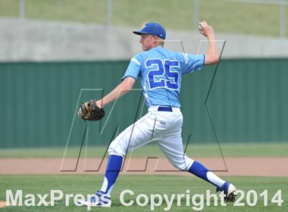 Thumbnail 2 in Grandview vs. Gunter (UIL 2A Region 2 Quarterfinal) photogallery.