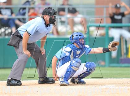 Thumbnail 1 in Grandview vs. Gunter (UIL 2A Region 2 Quarterfinal) photogallery.