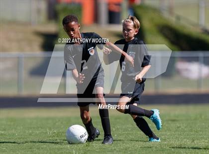 Thumbnail 2 in Seventy-First vs South View (Be Nice to Your Heart Jamboree) photogallery.