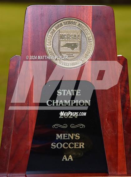 Thumbnail 2 in Southwestern Randolph vs. Clinton (NCHSAA 2A Final - Awards) photogallery.