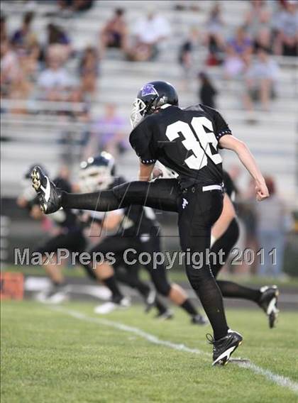 Thumbnail 2 in JV: Potomac Falls vs. Woodgrove  photogallery.