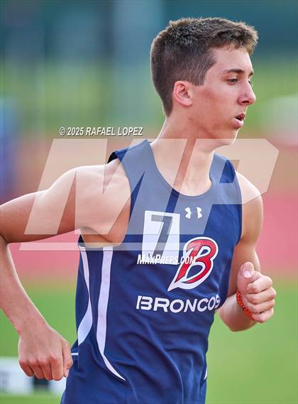 Thumbnail 1 in Northland Christian Relays (1600M) photogallery.