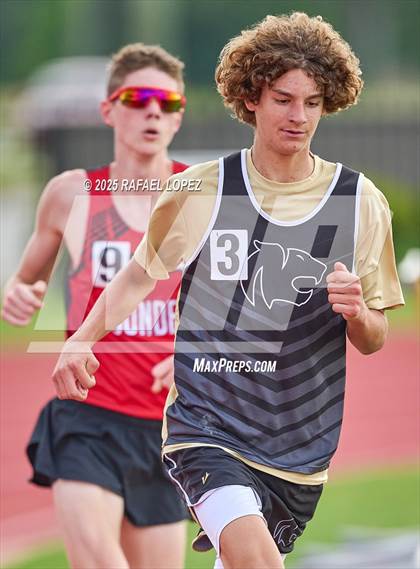 Thumbnail 1 in Northland Christian Relays (1600M) photogallery.
