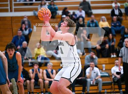 Thumbnail 1 in Clearfield vs Farmington photogallery.