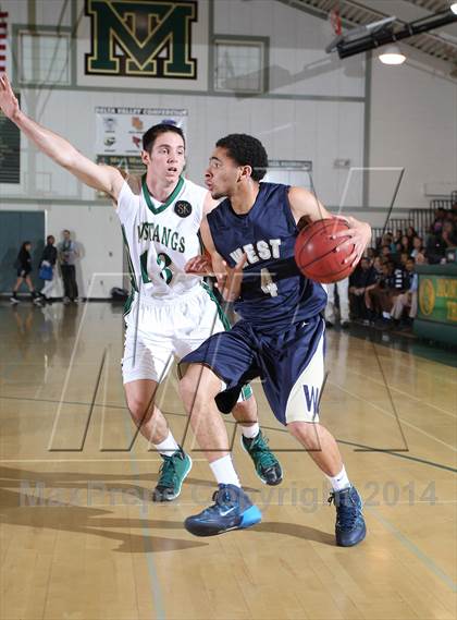 Thumbnail 1 in Monterey Trail vs. West (CIF SJS D1 Playoffs) photogallery.