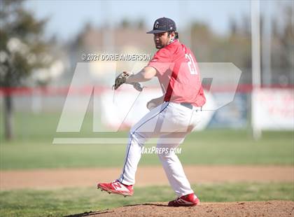 Thumbnail 3 in Vista del Lago @ Pleasant Grove photogallery.