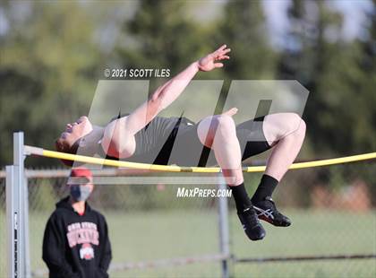 Thumbnail 3 in Logan Elm Invitational photogallery.