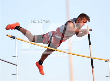 Thumbnail 3 in Logan Elm Invitational photogallery.