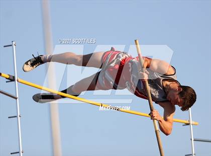 Thumbnail 1 in Logan Elm Invitational photogallery.