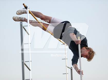 Thumbnail 1 in Logan Elm Invitational photogallery.