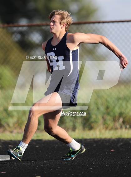 Thumbnail 3 in Logan Elm Invitational photogallery.