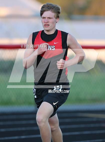 Thumbnail 1 in Logan Elm Invitational photogallery.