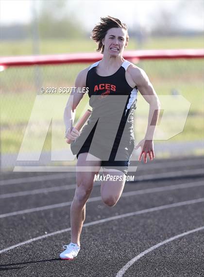 Thumbnail 3 in Logan Elm Invitational photogallery.