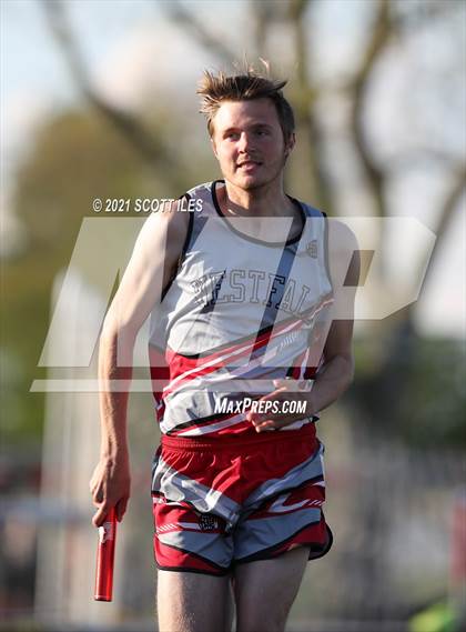 Thumbnail 1 in Logan Elm Invitational photogallery.