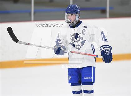 Thumbnail 1 in Conard @ West Haven photogallery.