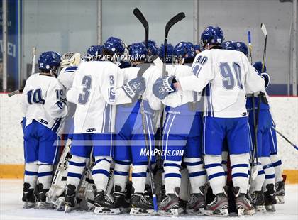 Thumbnail 2 in Conard @ West Haven photogallery.