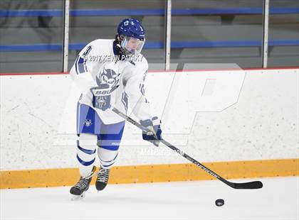 Thumbnail 3 in Conard @ West Haven photogallery.