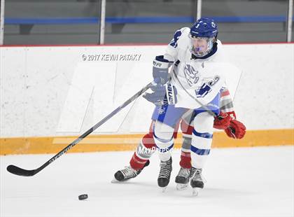 Thumbnail 2 in Conard @ West Haven photogallery.