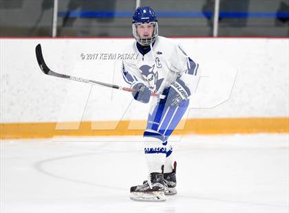Thumbnail 1 in Conard @ West Haven photogallery.