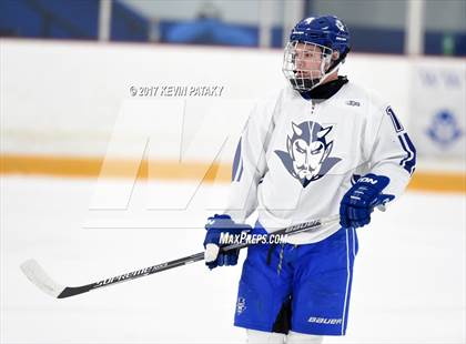Thumbnail 2 in Conard @ West Haven photogallery.