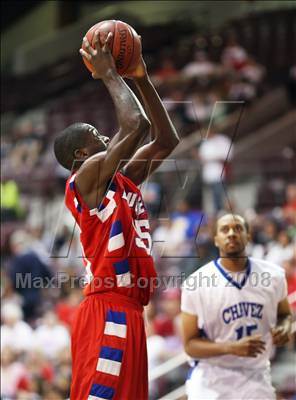 Thumbnail 1 in Dulles vs. Chavez (UIL 5A Region 3 Semifinal) photogallery.