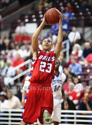 Thumbnail 1 in Dulles vs. Chavez (UIL 5A Region 3 Semifinal) photogallery.