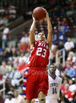 Thumbnail 2 in Dulles vs. Chavez (UIL 5A Region 3 Semifinal) photogallery.