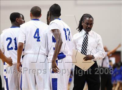 Thumbnail 1 in Dulles vs. Chavez (UIL 5A Region 3 Semifinal) photogallery.