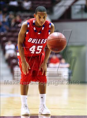 Thumbnail 2 in Dulles vs. Chavez (UIL 5A Region 3 Semifinal) photogallery.