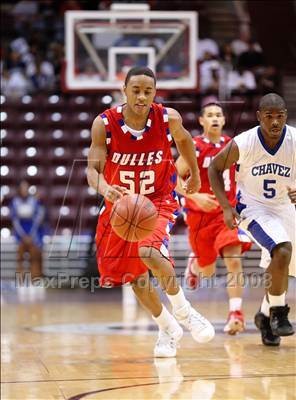 Thumbnail 3 in Dulles vs. Chavez (UIL 5A Region 3 Semifinal) photogallery.