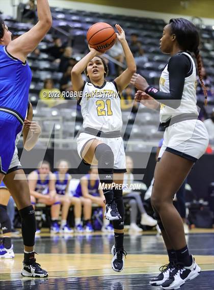 Thumbnail 3 in Malakoff vs Whitney (Kaufman Tournament) photogallery.