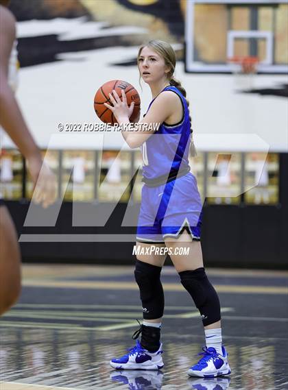 Thumbnail 1 in Malakoff vs Whitney (Kaufman Tournament) photogallery.