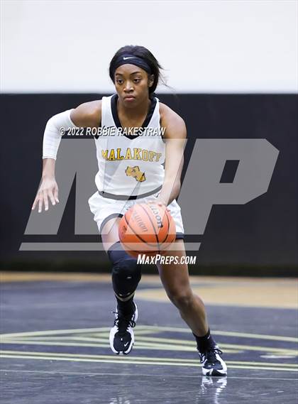 Thumbnail 2 in Malakoff vs Whitney (Kaufman Tournament) photogallery.