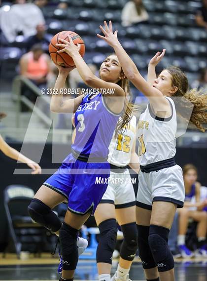 Thumbnail 2 in Malakoff vs Whitney (Kaufman Tournament) photogallery.