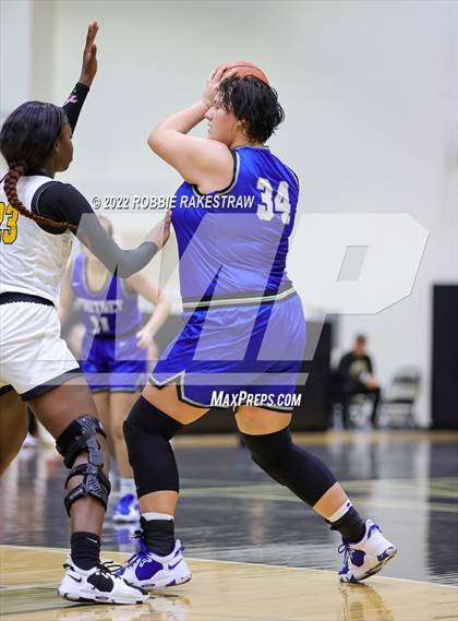 Thumbnail 2 in Malakoff vs Whitney (Kaufman Tournament) photogallery.