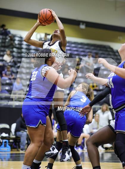 Thumbnail 1 in Malakoff vs Whitney (Kaufman Tournament) photogallery.