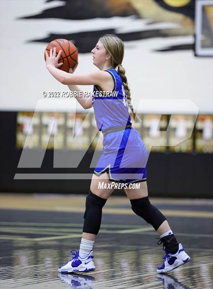 Thumbnail 1 in Malakoff vs Whitney (Kaufman Tournament) photogallery.