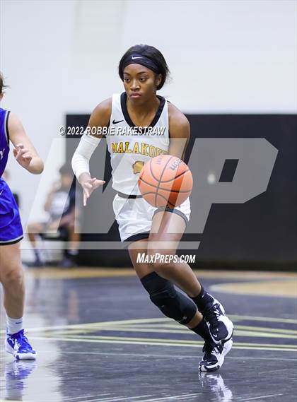 Thumbnail 1 in Malakoff vs Whitney (Kaufman Tournament) photogallery.