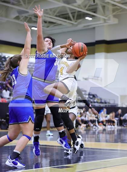 Thumbnail 2 in Malakoff vs Whitney (Kaufman Tournament) photogallery.