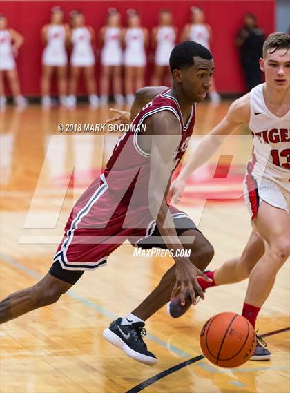 Thumbnail 1 in Tompkins @ Katy photogallery.