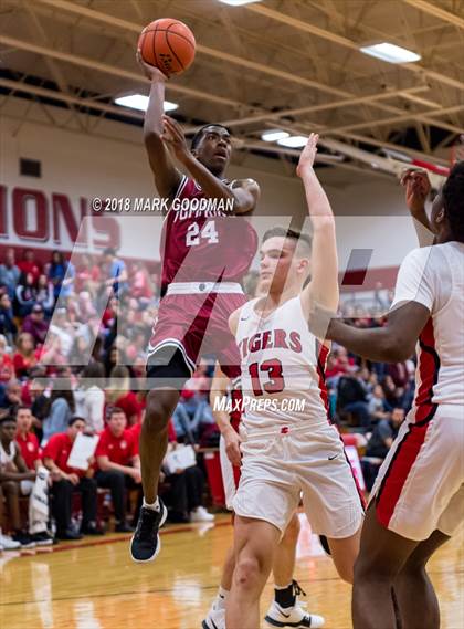 Thumbnail 1 in Tompkins @ Katy photogallery.