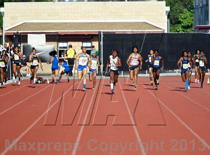 Thumbnail 2 in Arcadia Invitational (4x100 Relay) photogallery.