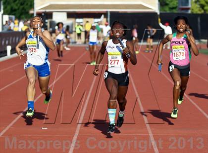 Thumbnail 1 in Arcadia Invitational (4x100 Relay) photogallery.