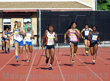Thumbnail 3 in Arcadia Invitational (4x100 Relay) photogallery.
