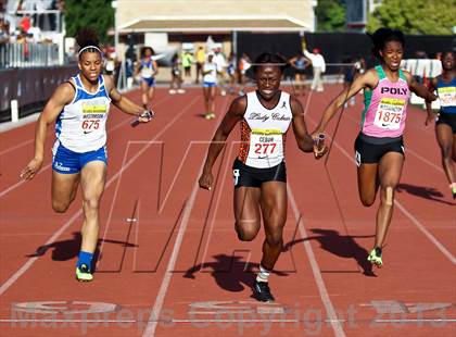 Thumbnail 3 in Arcadia Invitational (4x100 Relay) photogallery.
