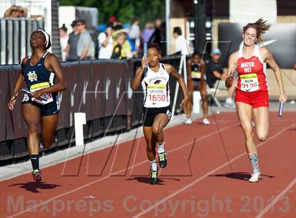 Thumbnail 2 in Arcadia Invitational (4x100 Relay) photogallery.