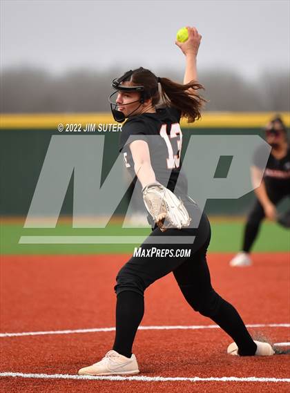 Thumbnail 3 in Mumford vs Somerville photogallery.