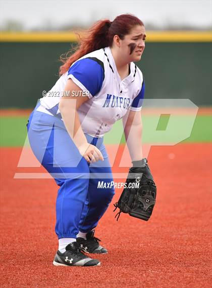 Thumbnail 3 in Mumford vs Somerville photogallery.