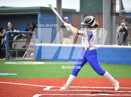 Thumbnail 3 in Mumford vs Somerville photogallery.