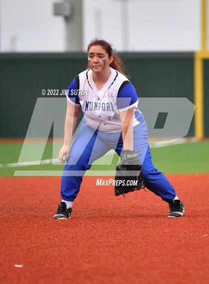 Thumbnail 3 in Mumford vs Somerville photogallery.